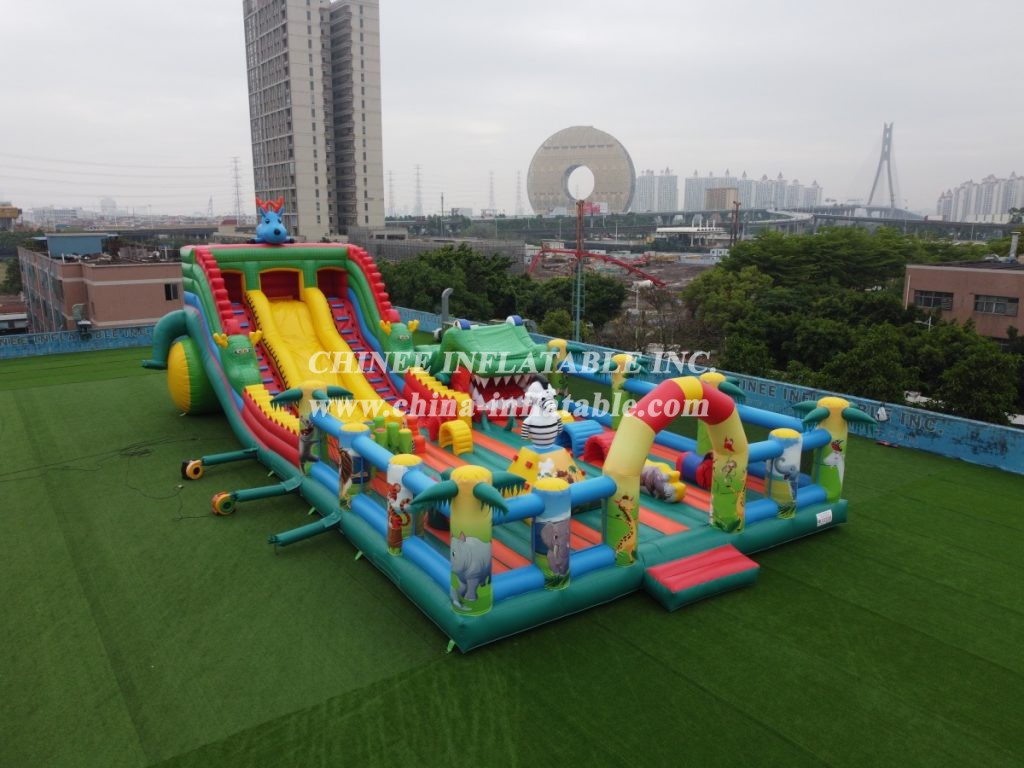 GF2-017 Jungle Theme Inflatable Funcity