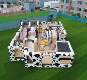 GF3-304 Cow Theme Inflatable Park